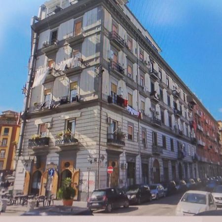 Al Centro Napoli Sinner Haus 外观 照片